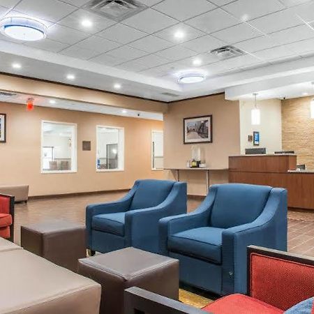 Comfort Inn & Suites 匹兹堡 外观 照片