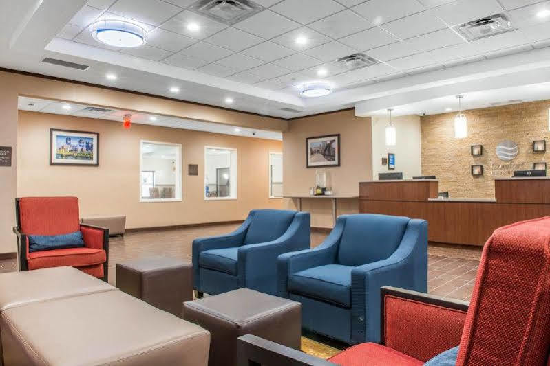Comfort Inn & Suites 匹兹堡 外观 照片